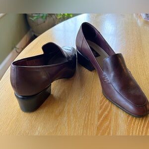 WESTIES Wine Color Leather Block Heel Loafers